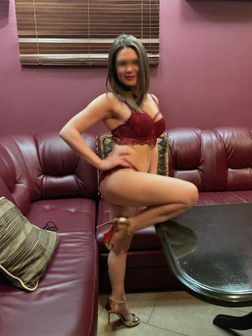 Ксения Прекрасная Брюнетка фото 5